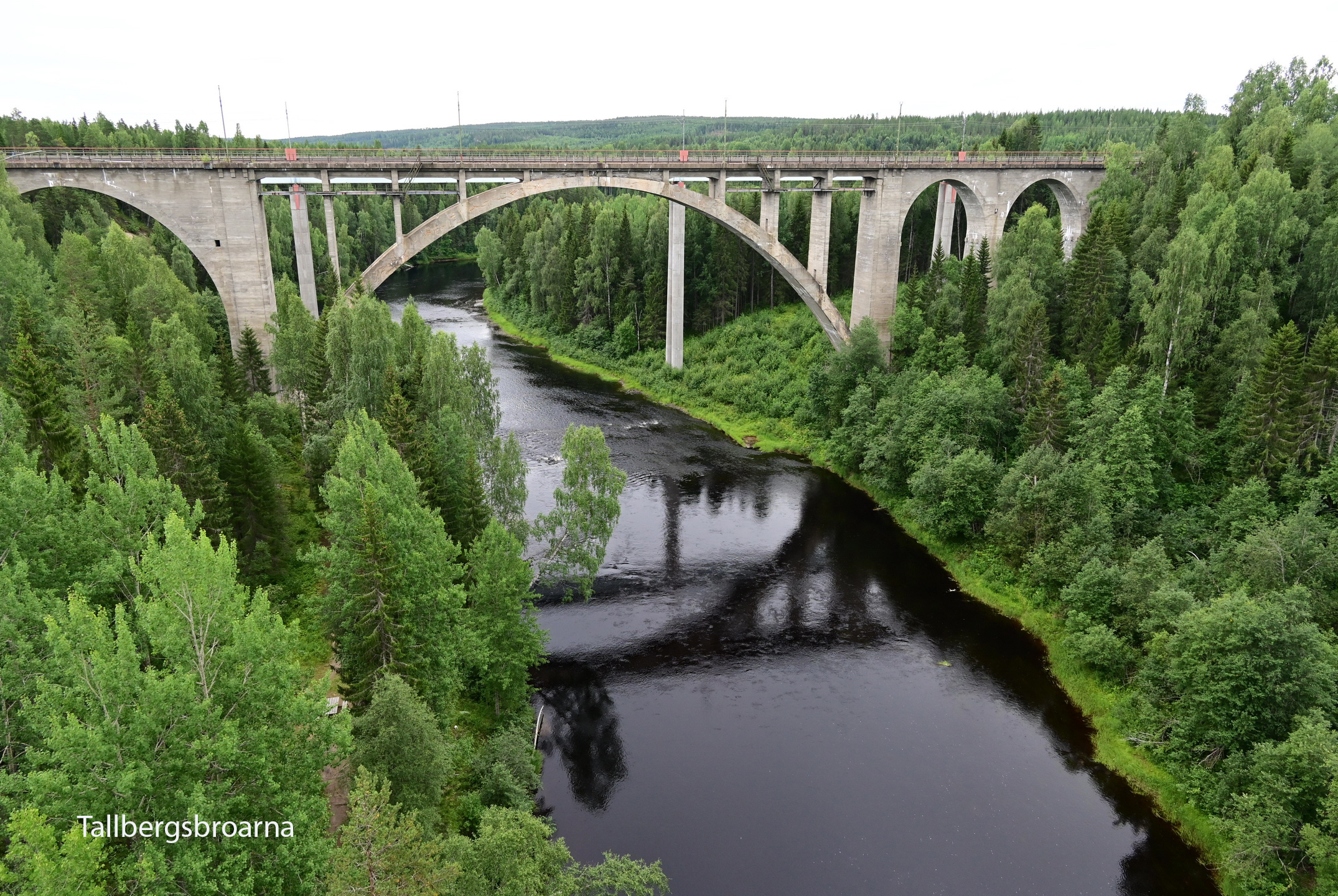 Gammal järnvägsbro