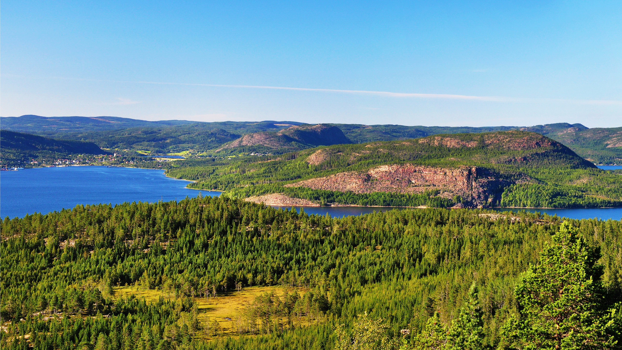 Utsikt från Högklinten i Nordingrå.